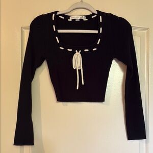 Altar’d State Black and White Long Sleeve Crop Top NWOT